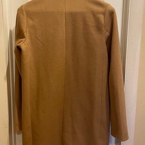 GAP COAT.. WOOL BLEND LIGHT CAMEL. SIZE SMALL TALL